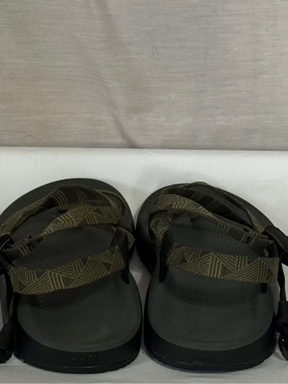 Chaco Z/1 Classic Men’s Size 10 Olive Adjustable Hiking Sandals